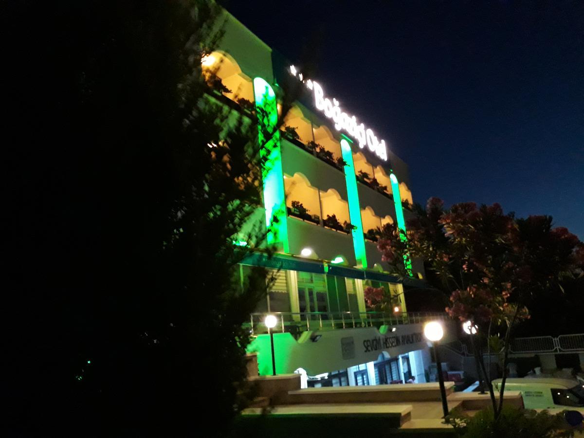 Bogazici Otel Айвалык Экстерьер фото
